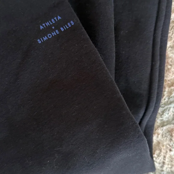 Nwt athleta Simone biles forever fleece mid rise barrel pant small tall black - Picture 12 of 12